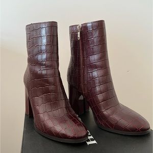 Coach burgundy leather booties - Size 6